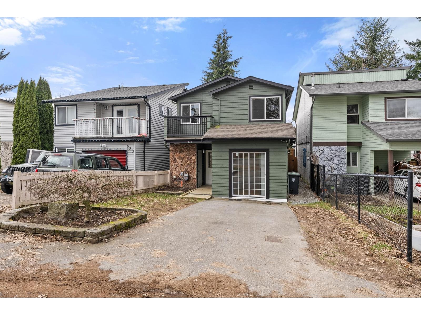 232 DAVIS CRESCENT, langley, British Columbia