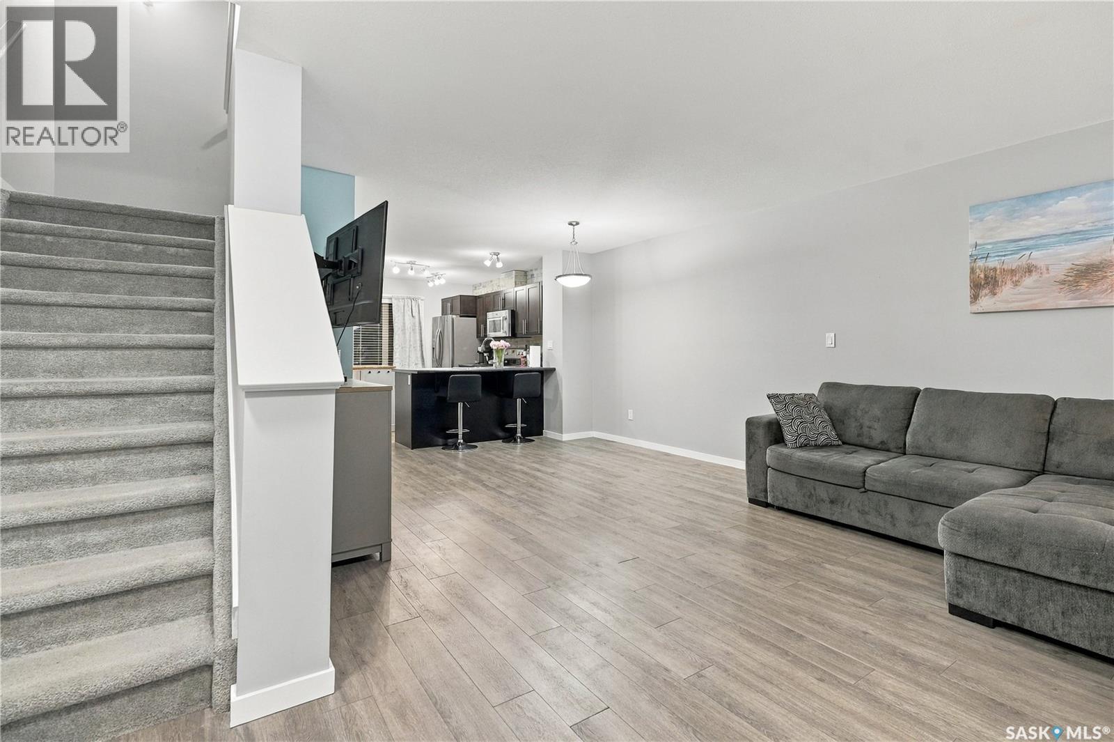 4653 Primrose Green Drive E, Regina, Saskatchewan  S4V 3K8 - Photo 4 - SK049488