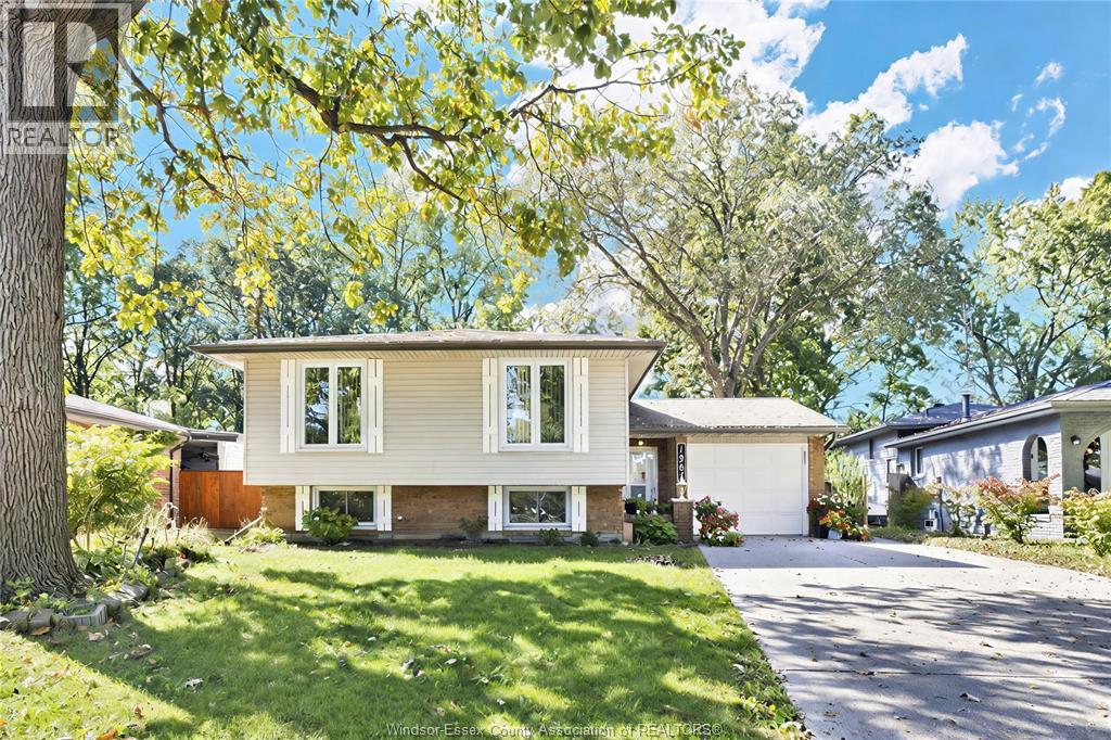 MLS# 26025339: 1367 ISABELLE PLACE, Windsor, Canada
