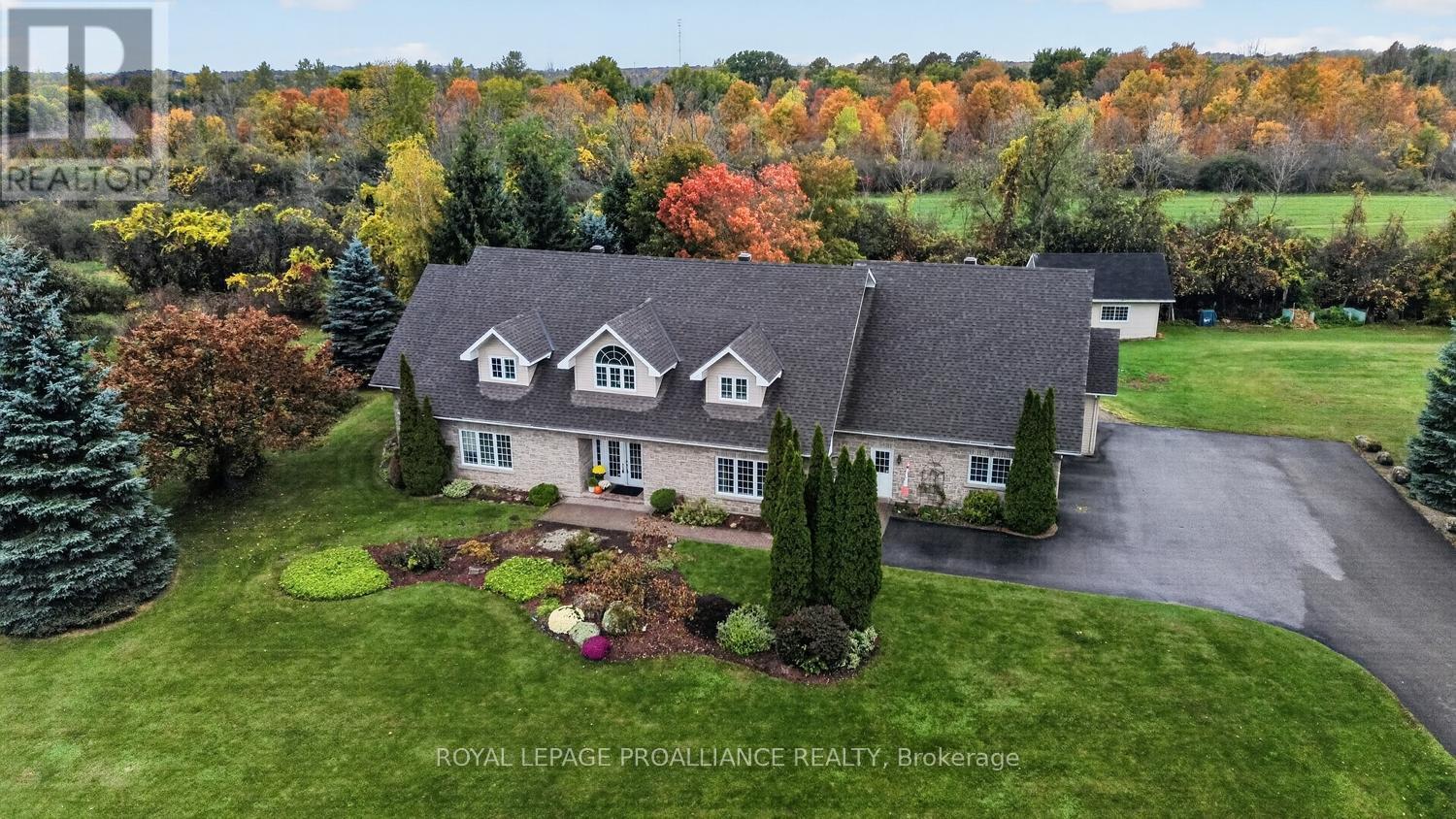 1131 Irace Drive, Augusta, Ontario K6V 5T1 - Photo 2 - X14081792