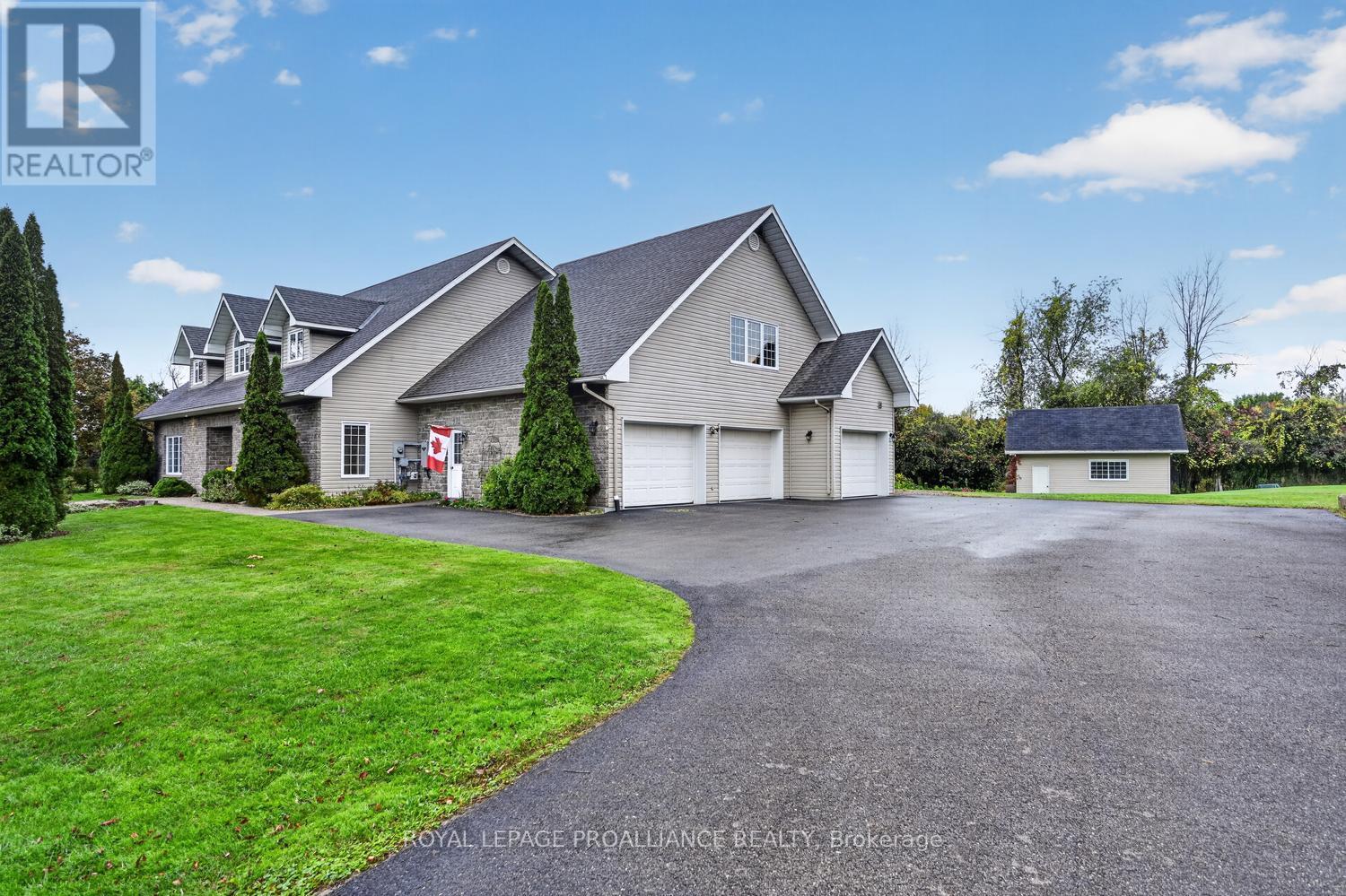 1131 Irace Drive, Augusta, Ontario K6V 5T1 - Photo 3 - X14081792