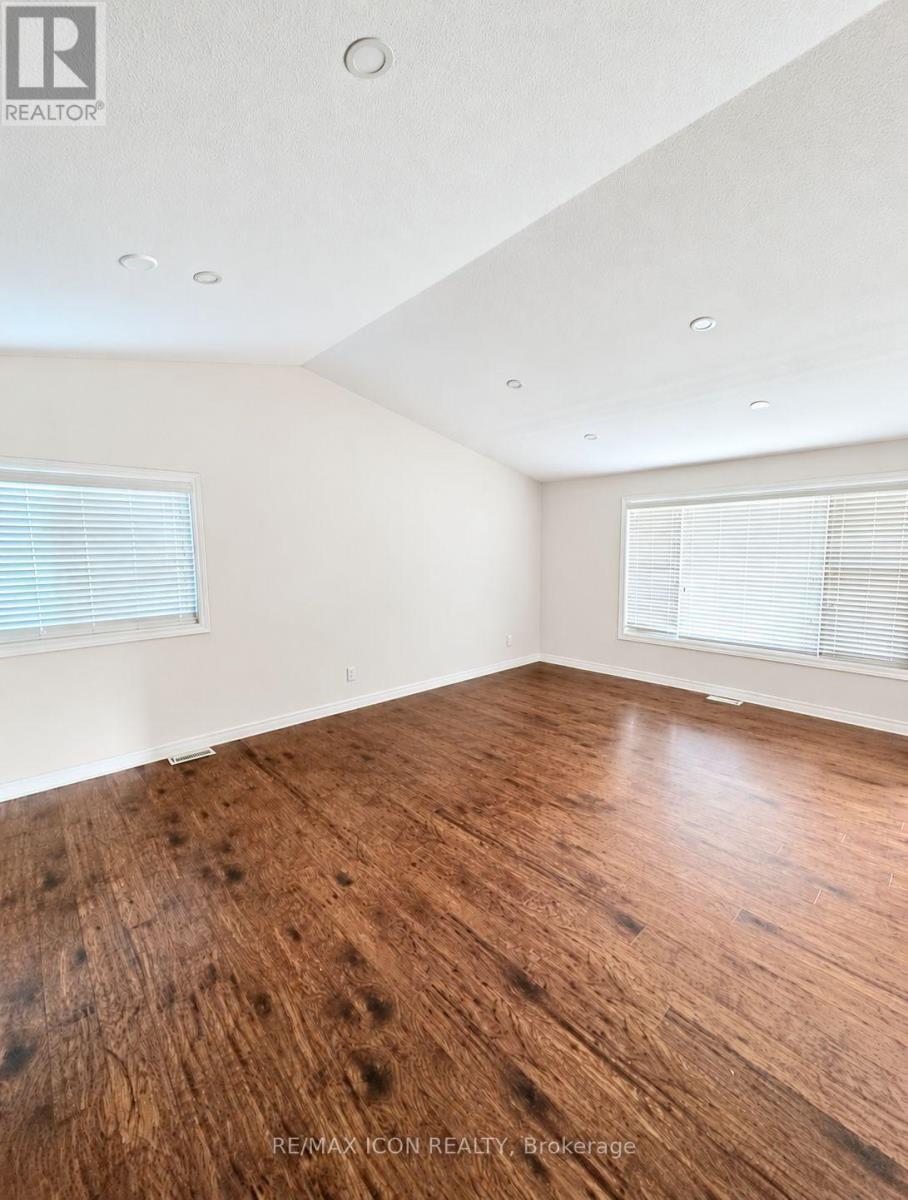 201 Biltmore Drive, South Huron, Ontario  N0M 1T0 - Photo 5 - X14034174