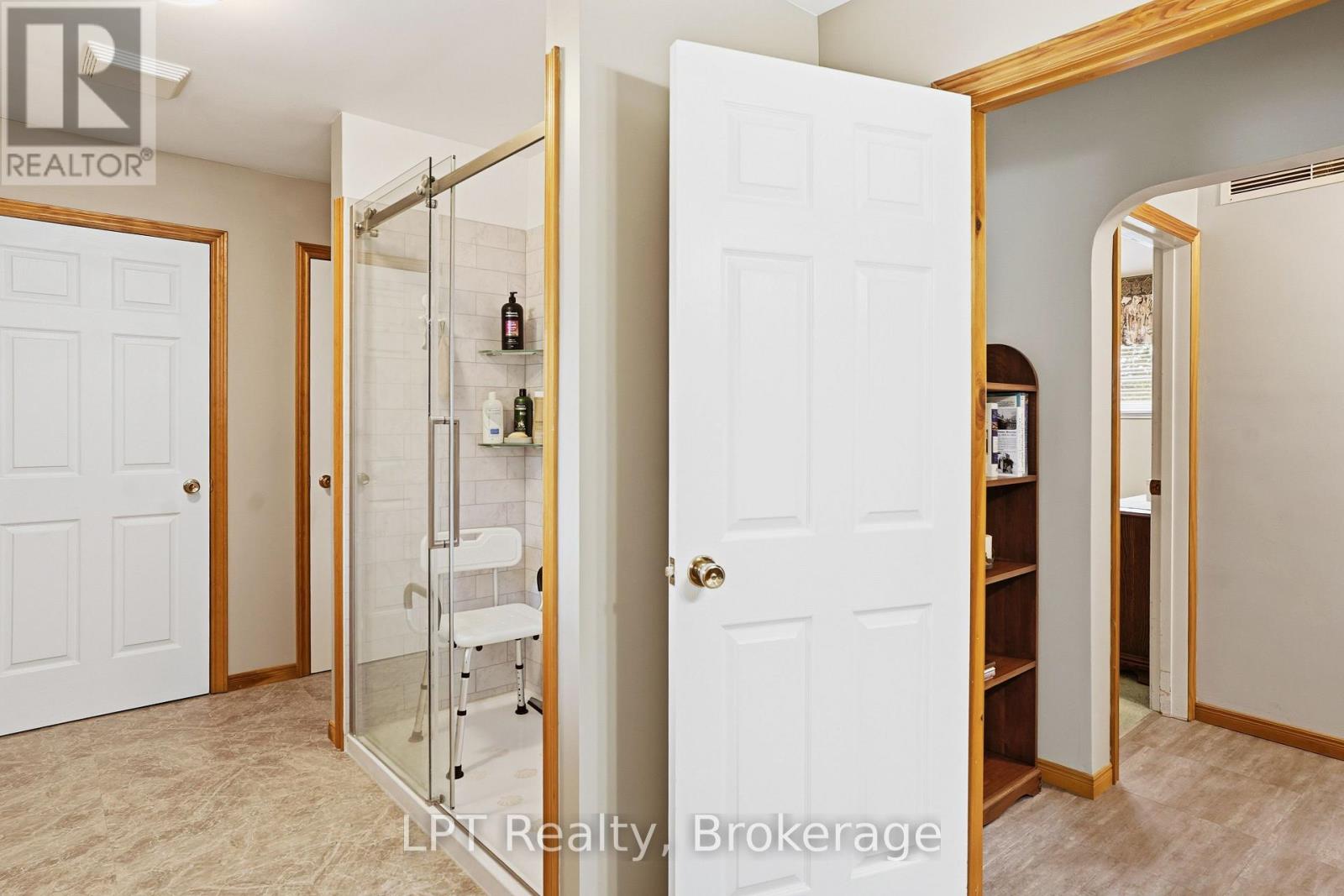 463 Frank Street, South Bruce Peninsula, Ontario  N0H 2T0 - Photo 21 - X14081518
