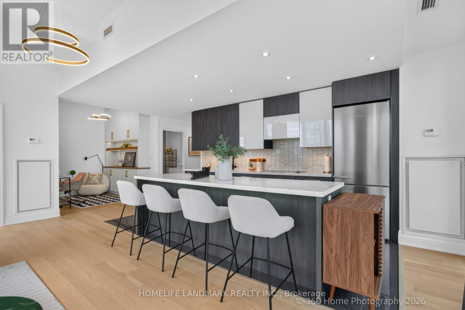 4804 - 8 The Esplanade, Toronto (Waterfront Communities), Ontario  M5E 0A6 - Photo 5 - C14081480