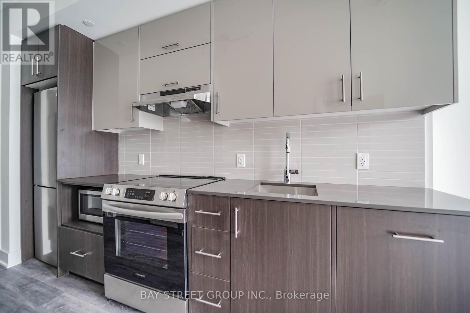 2016 - 188 Fairview Mall Drive, Toronto (Don Valley Village), Ontario  M2J 0H7 - Photo 8 - C14081694
