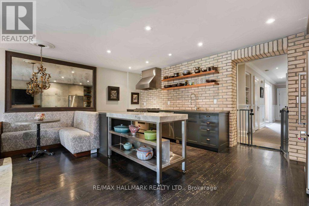 29 Standish Avenue, Toronto, Ontario  M4W 3B2 - Photo 10 - C14081856