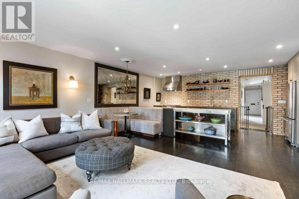 29 Standish Avenue, Toronto, Ontario  M4W 3B2 - Photo 16 - C14081856