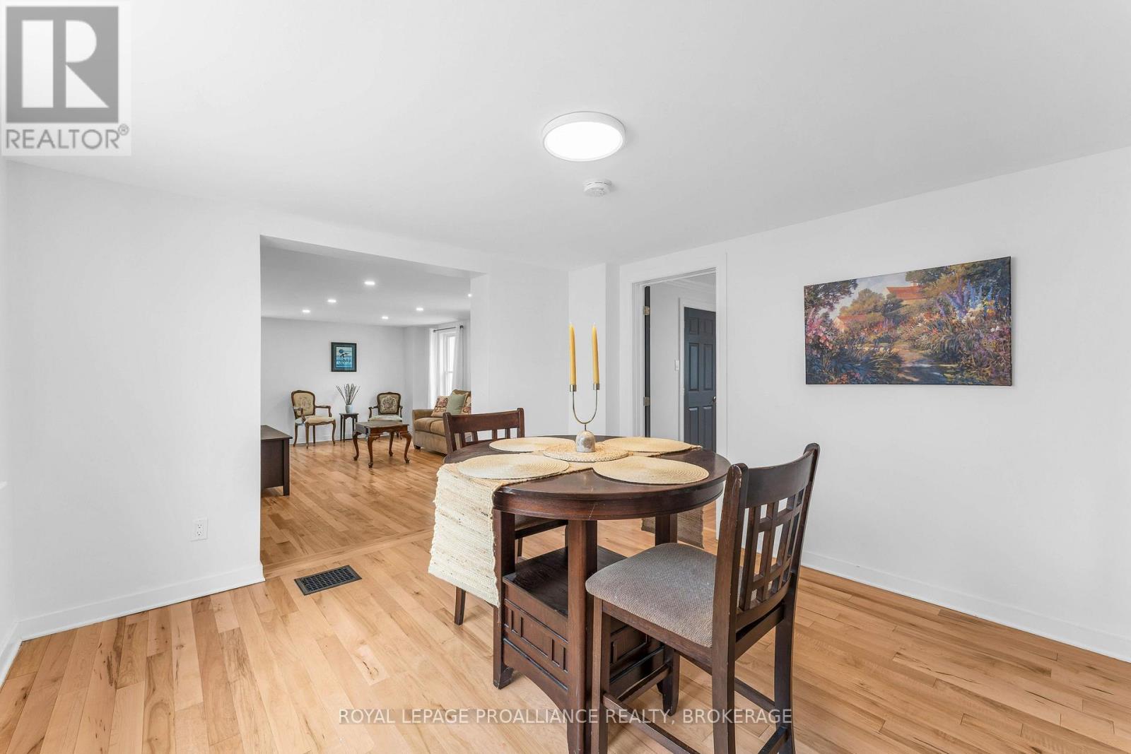 262 Brock Street, Gananoque, Ontario  K7G 1K4 - Photo 11 - X14081476