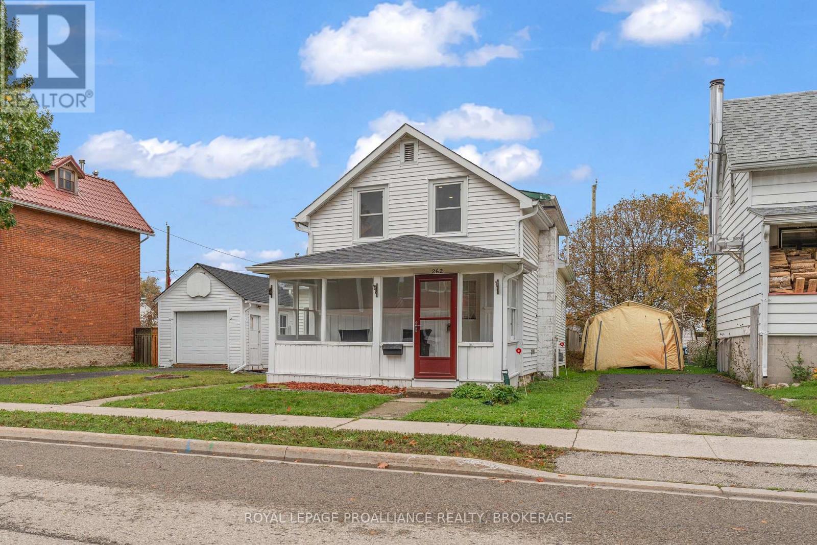262 Brock Street, Gananoque, Ontario K7G 1K4 - Photo 2 - X14081476