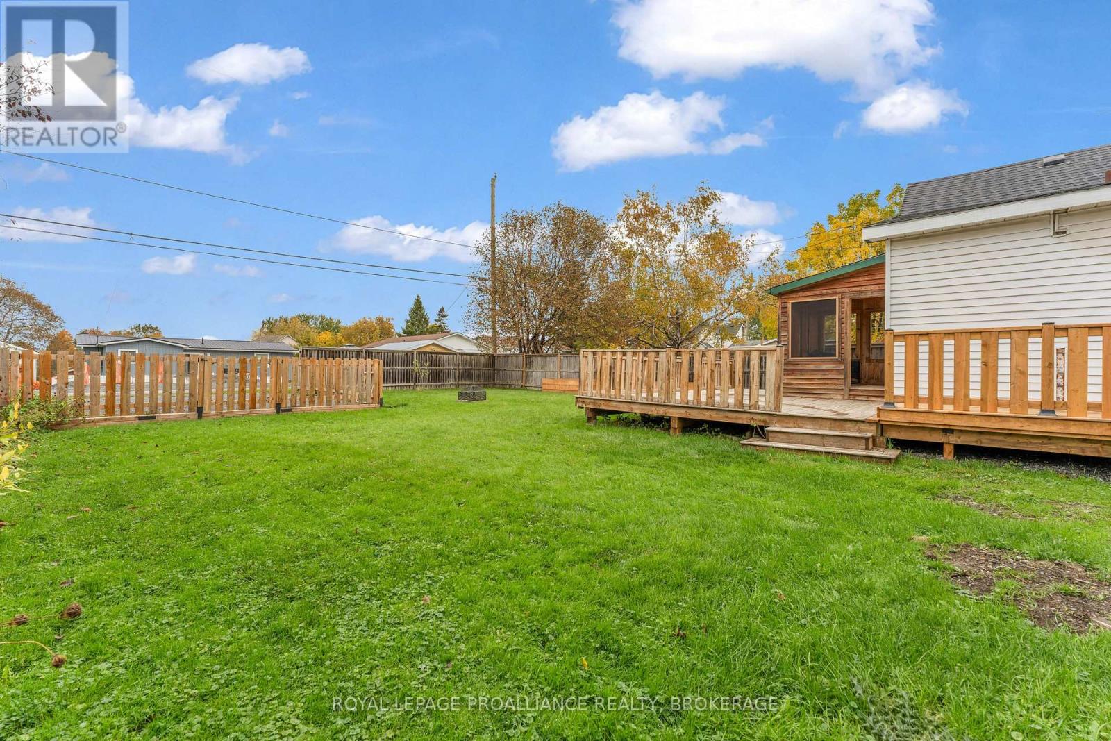 262 Brock Street, Gananoque, Ontario  K7G 1K4 - Photo 35 - X14081476