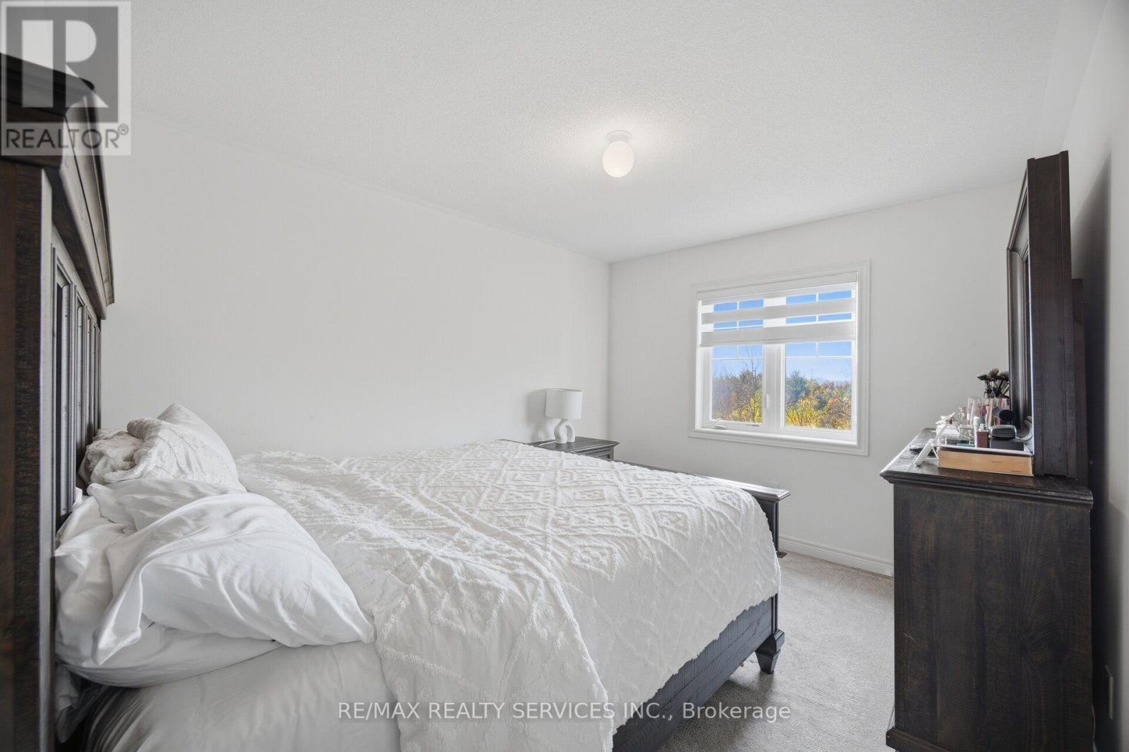 1221 Jim Brewster Circle, Oshawa, Ontario  L1G 7S1 - Photo 20 - E14081600