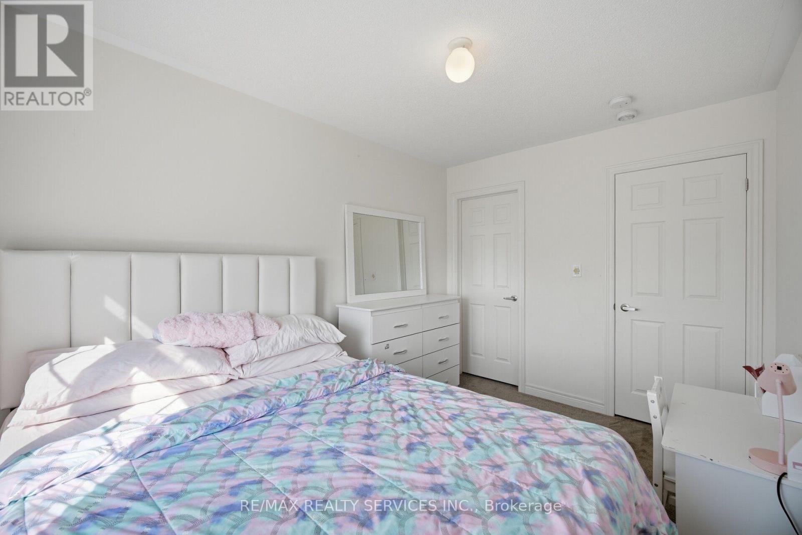 1221 Jim Brewster Circle, Oshawa, Ontario  L1G 7S1 - Photo 28 - E14081600