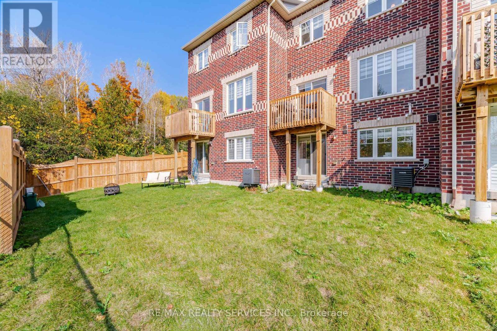 1221 Jim Brewster Circle, Oshawa, Ontario  L1G 7S1 - Photo 47 - E14081600