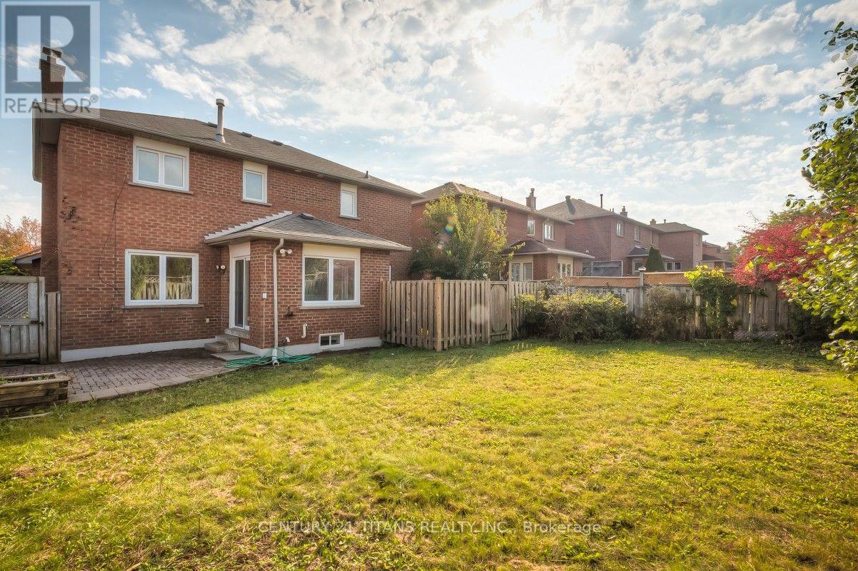 20 Millstone Crescent, Whitby, Ontario  L1R 1T4 - Photo 46 - E14081640