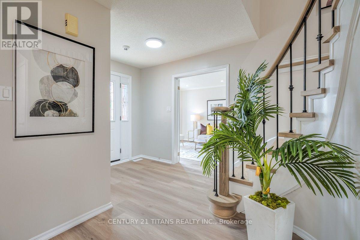 20 Millstone Crescent, Whitby, Ontario  L1R 1T4 - Photo 6 - E14081640