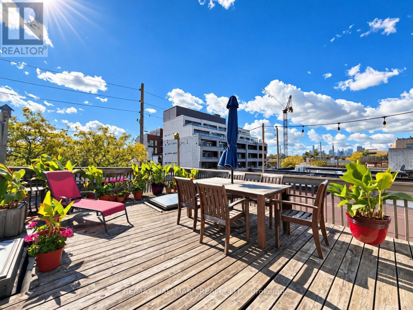 1304 Queen Street E, Toronto, Ontario  M4L 1C4 - Photo 10 - E14081648