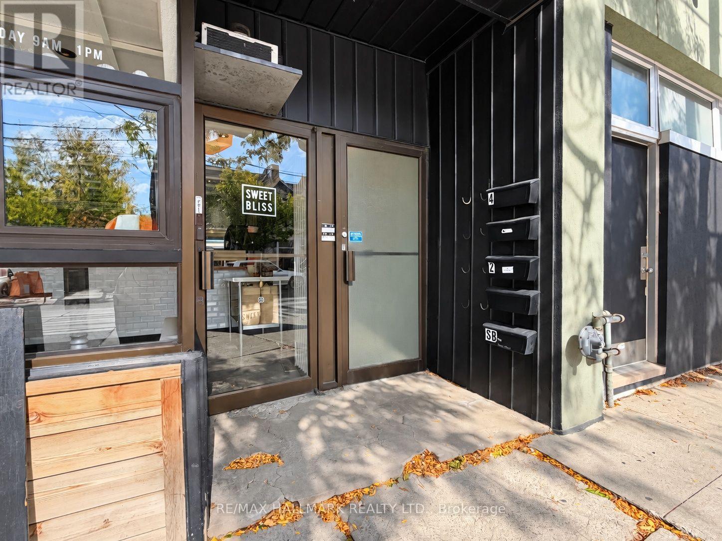 1304 Queen Street E, Toronto, Ontario  M4L 1C4 - Photo 2 - E14081648