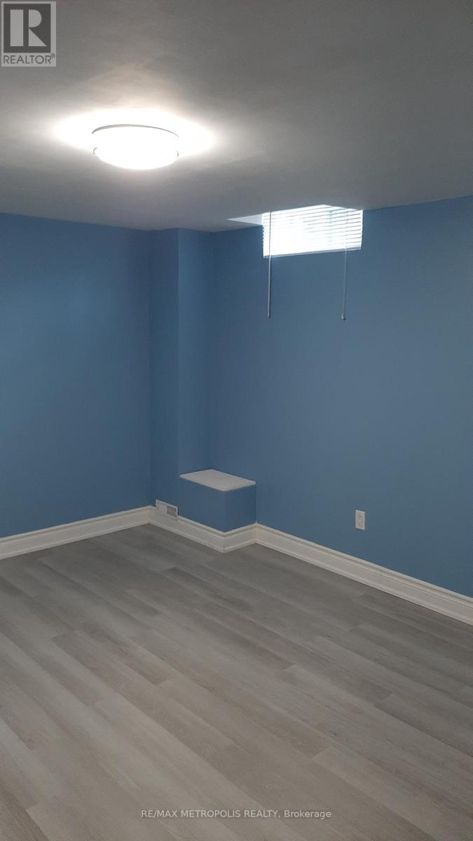 Bsmt - 235 Hupfield Trail, Toronto, Ontario  M1B 4L9 - Photo 3 - E14081686