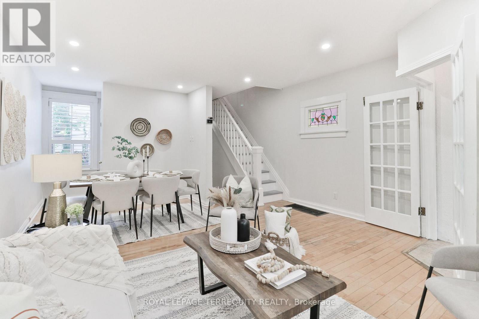312 Kenilworth Avenue, Toronto, Ontario  M4L 3S8 - Photo 12 - E14081690