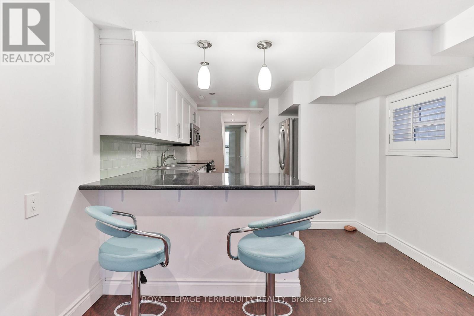 312 Kenilworth Avenue, Toronto, Ontario  M4L 3S8 - Photo 39 - E14081690