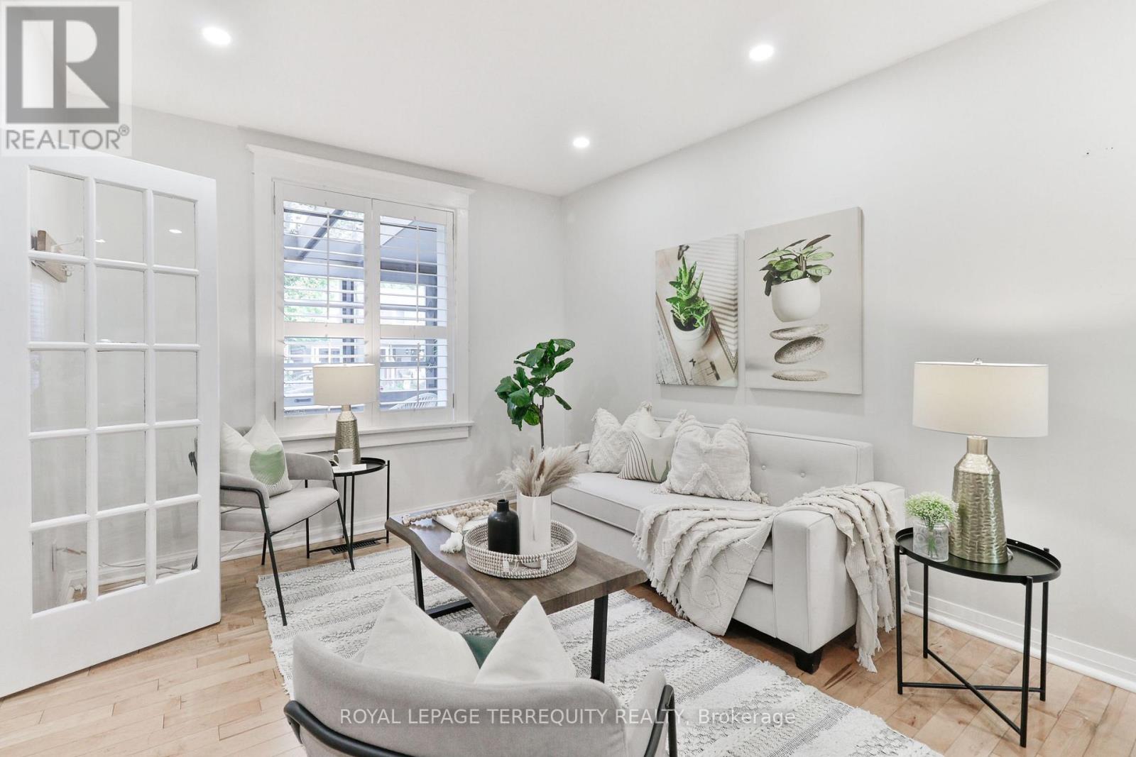312 Kenilworth Avenue, Toronto, Ontario  M4L 3S8 - Photo 9 - E14081690