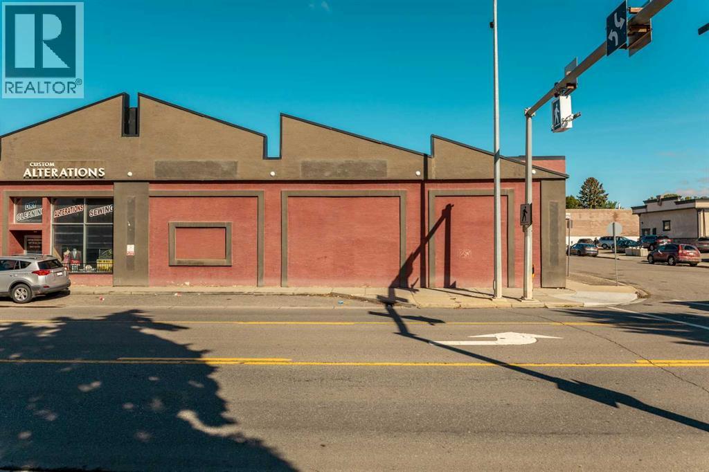 202 12c Street N, Lethbridge, Alberta  T1H 2M7 - Photo 3 - A2351030