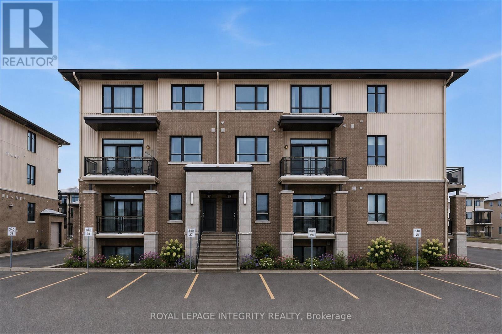 359 AXIS WAY, Ottawa, Ontario