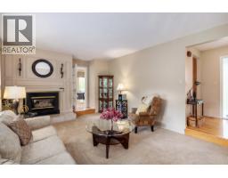 4614 Mission Ridge Court, Kelowna, British Columbia V1Y 8R3 - Photo 4 - 10403655