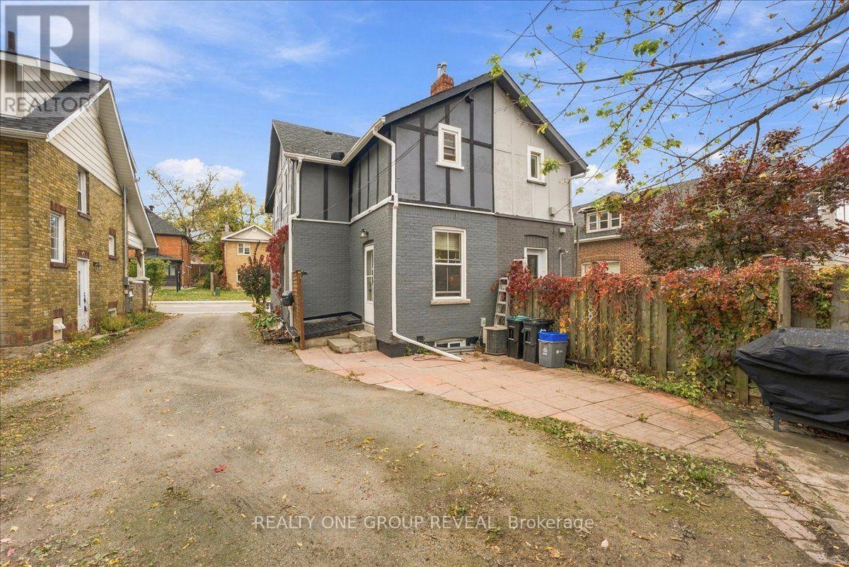 27 Ross Street, Barrie, Ontario  L4N 1E8 - Photo 37 - S14081672