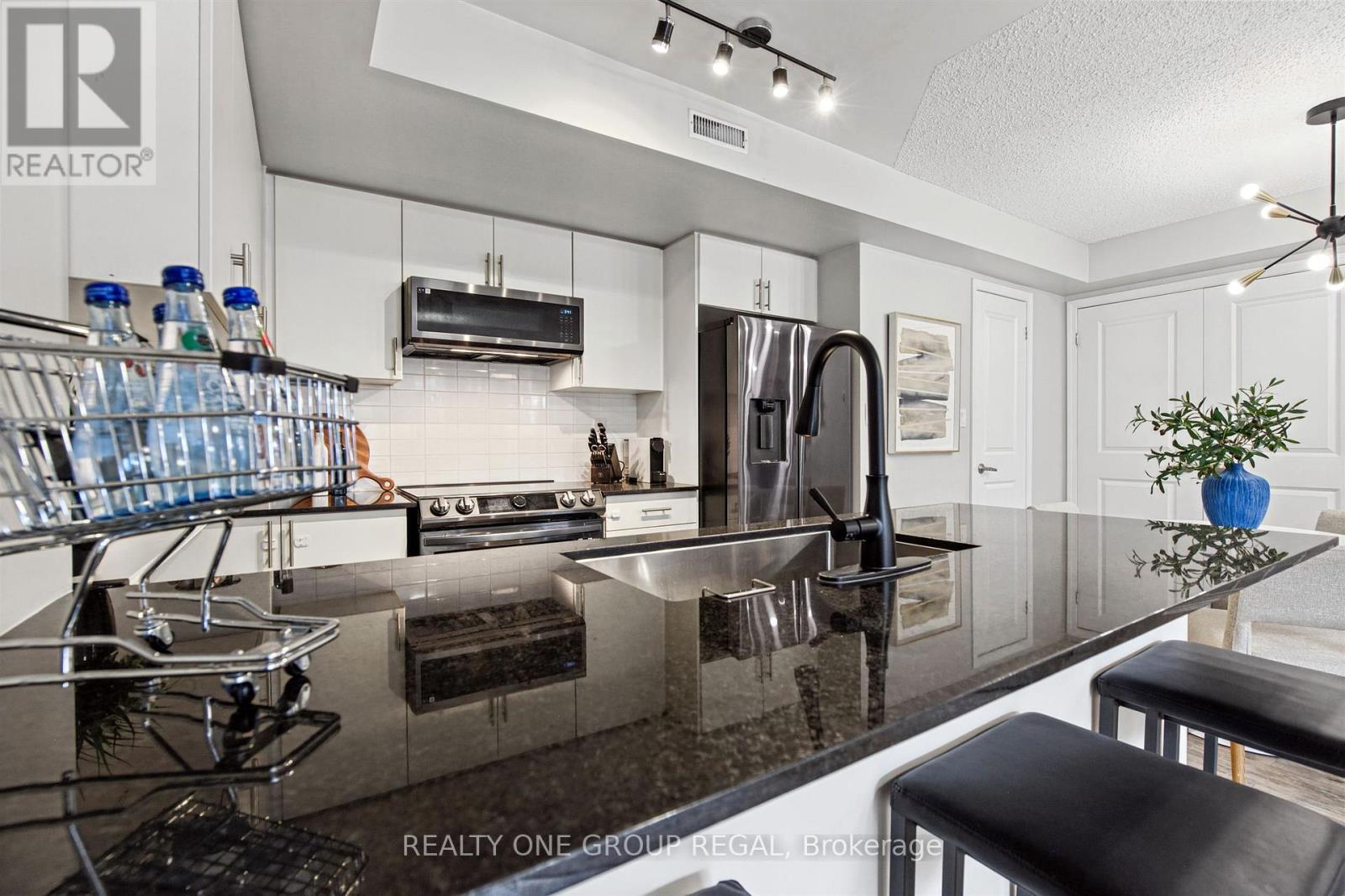 155 - 6 Foundry Avenue, Toronto, Ontario  M6H 0A4 - Photo 19 - W14081588