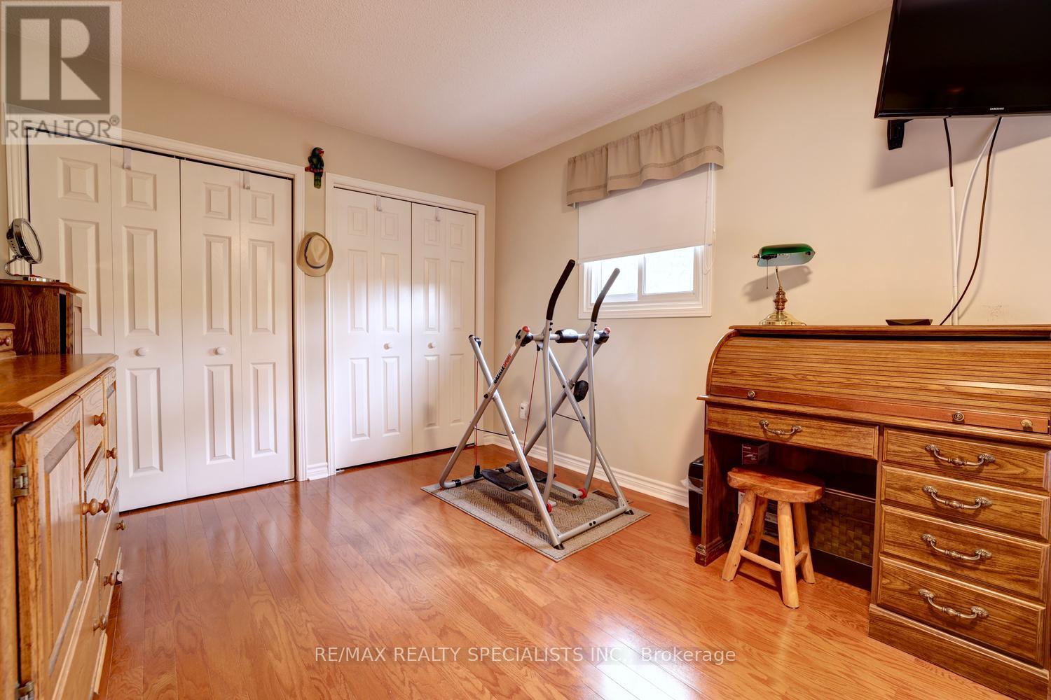 1027 Serdica Court, Mississauga, Ontario  L5H 4H9 - Photo 16 - W14081718