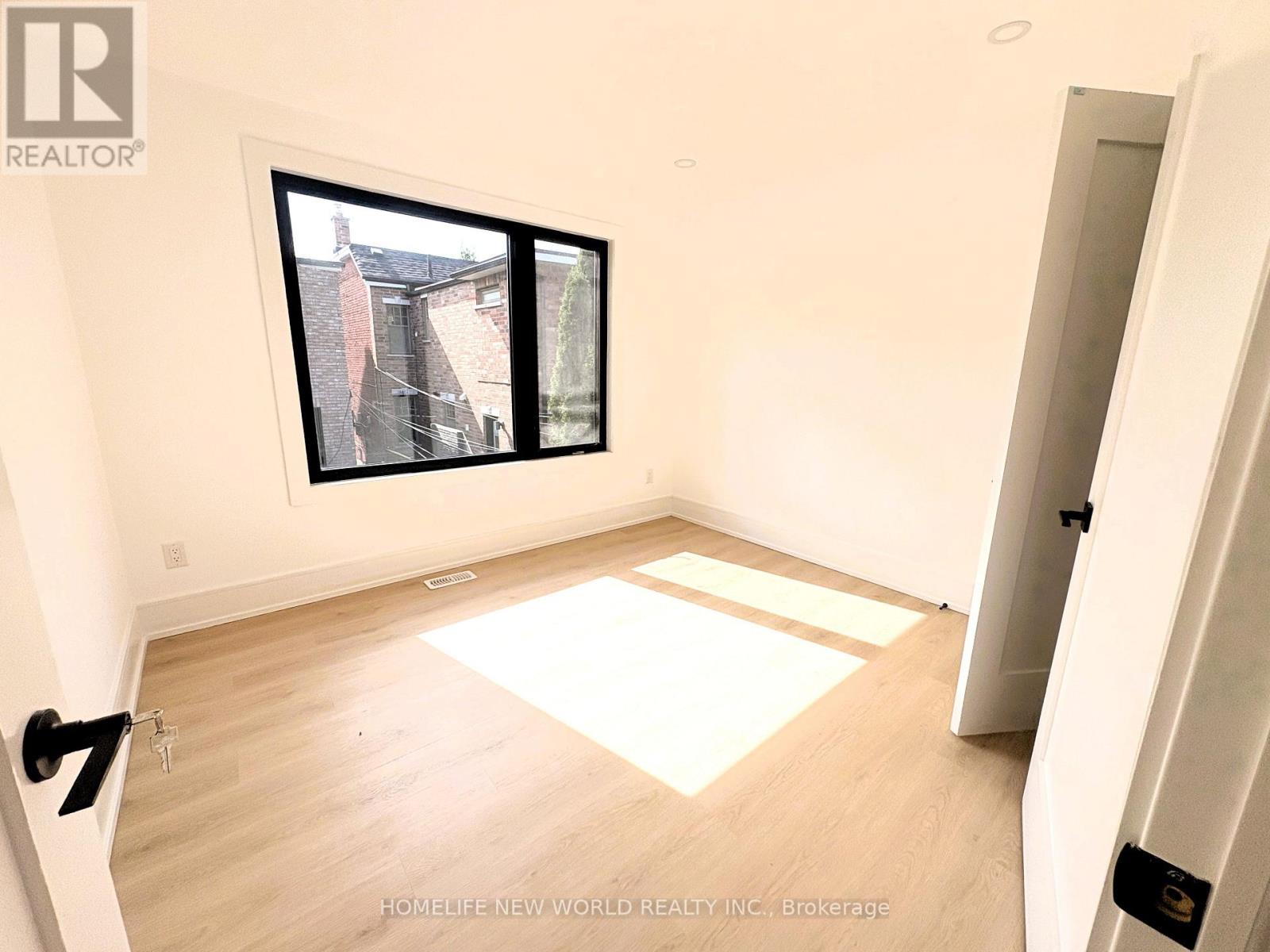 Laneway - 679 Gladstone Avenue, Toronto, Ontario  M6H 3J5 - Photo 17 - W14081740