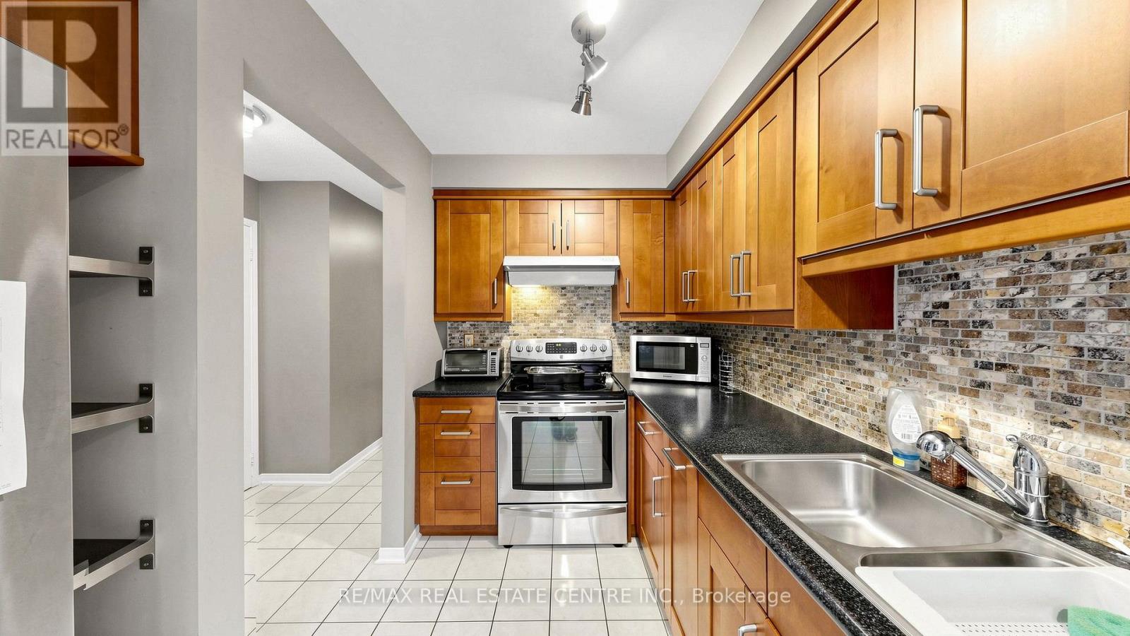 3 - 2215 Cleaver Avenue, Burlington, Ontario  L7M 4C5 - Photo 14 - W14081772