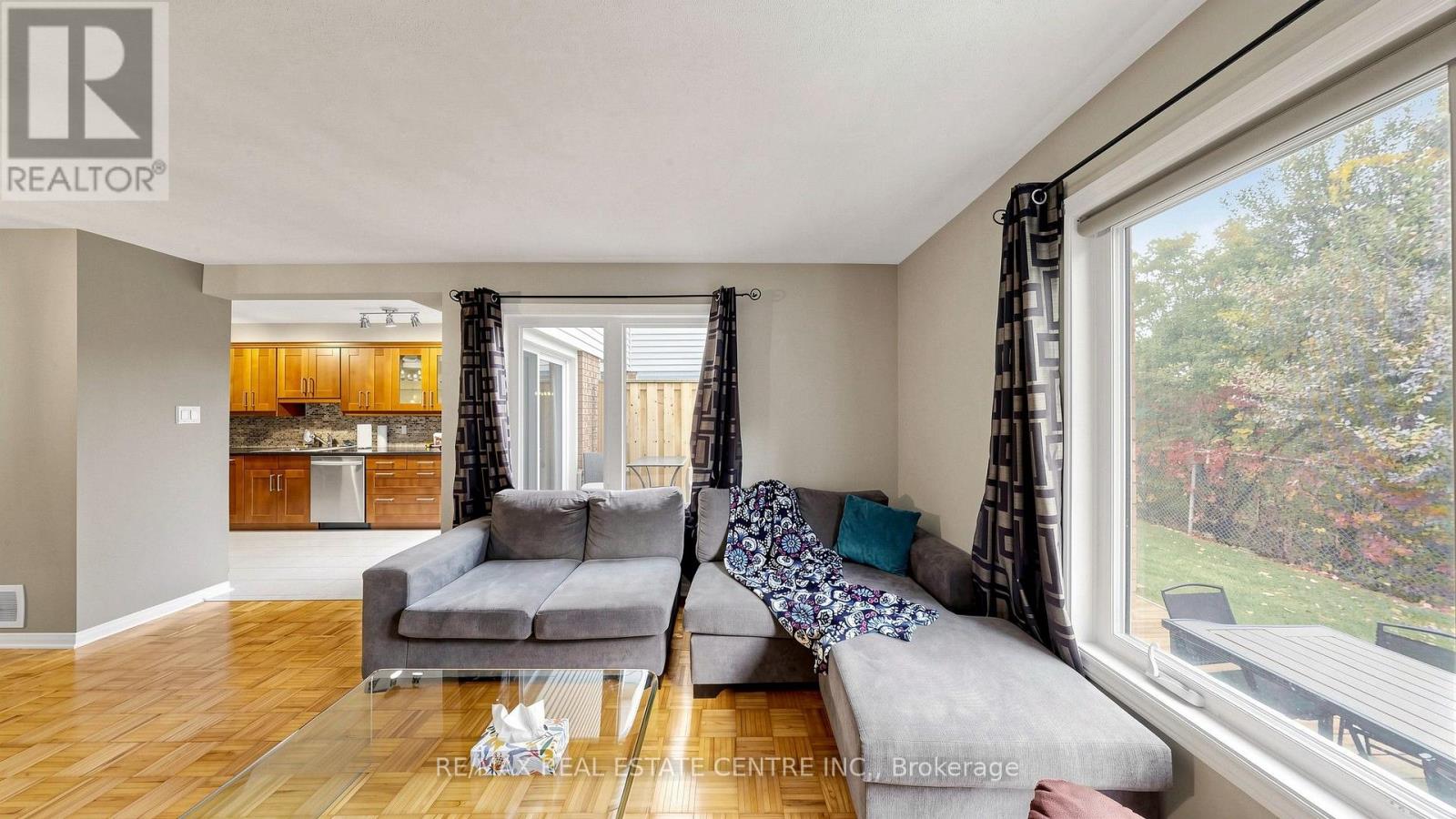 3 - 2215 Cleaver Avenue, Burlington, Ontario  L7M 4C5 - Photo 3 - W14081772
