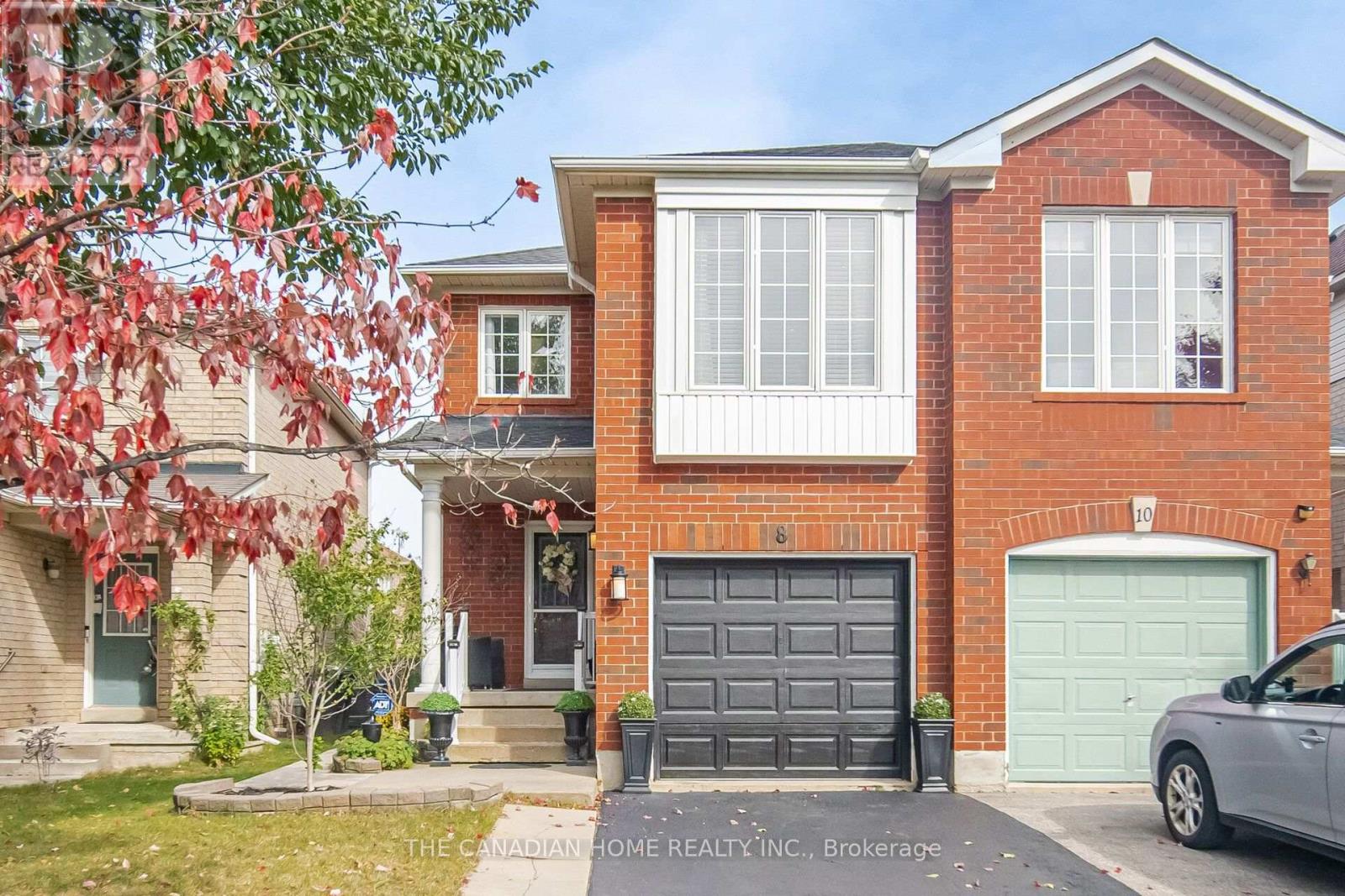8 VAUXHALL CRESCENT, Brampton, Ontario
