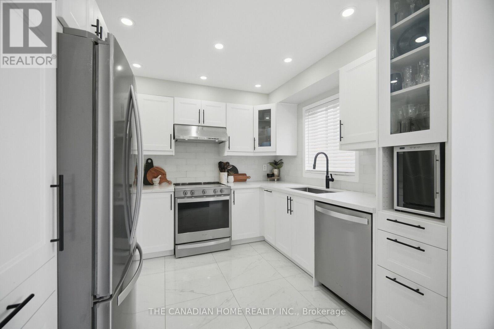 8 Vauxhall Crescent, Brampton, Ontario  L7A 3A3 - Photo 14 - W14081810