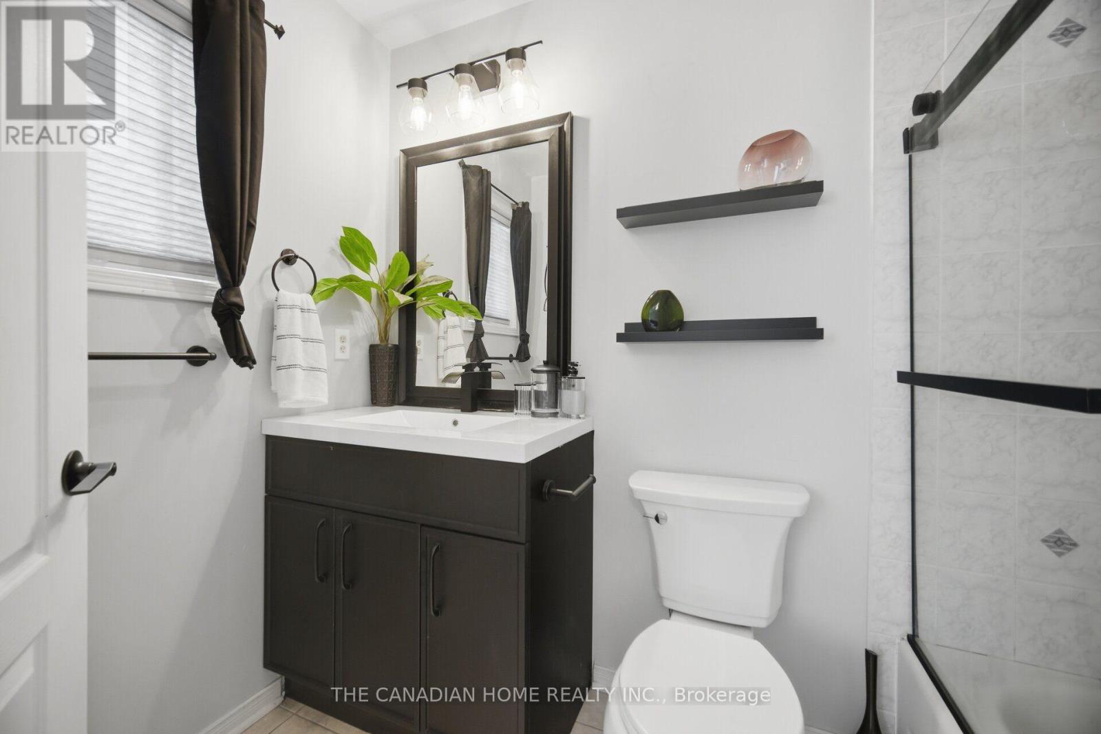 8 Vauxhall Crescent, Brampton, Ontario  L7A 3A3 - Photo 26 - W14081810