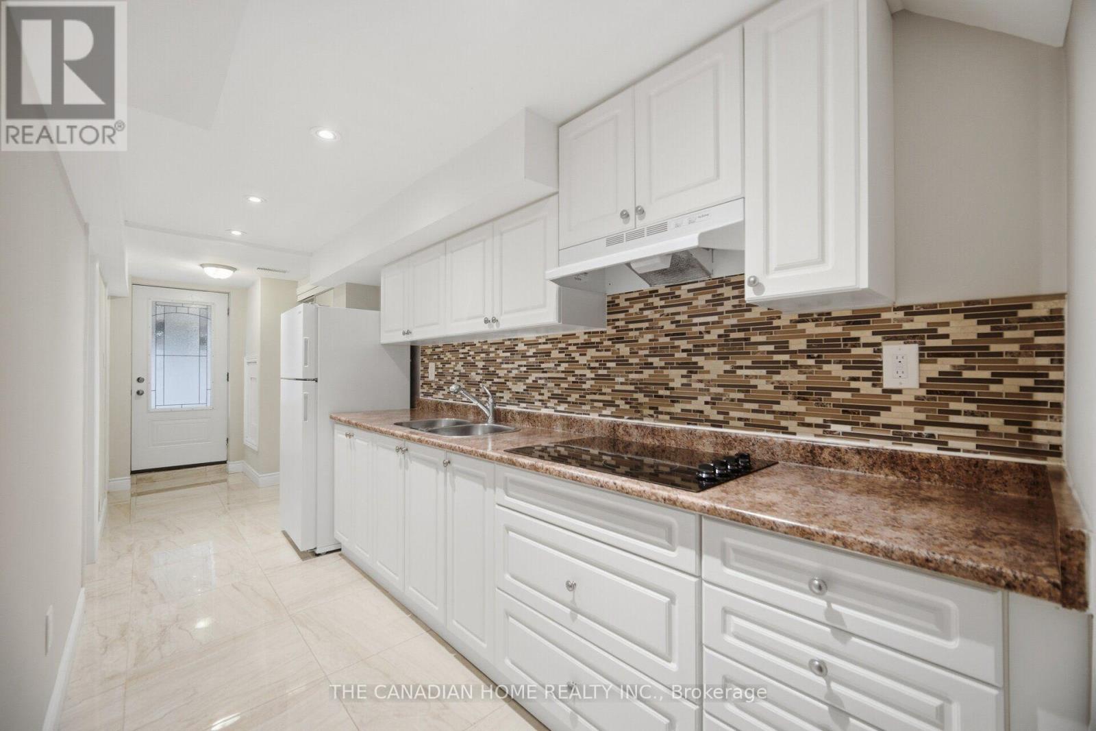 8 Vauxhall Crescent, Brampton, Ontario  L7A 3A3 - Photo 37 - W14081810