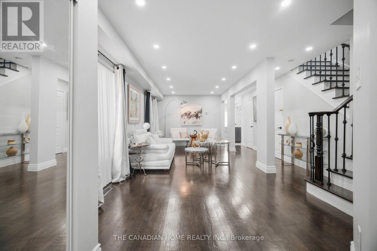 8 Vauxhall Crescent, Brampton, Ontario  L7A 3A3 - Photo 8 - W14081810