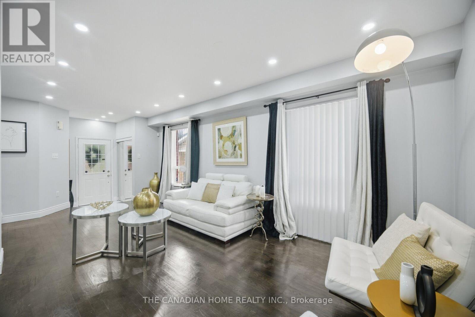 8 Vauxhall Crescent, Brampton, Ontario  L7A 3A3 - Photo 9 - W14081810