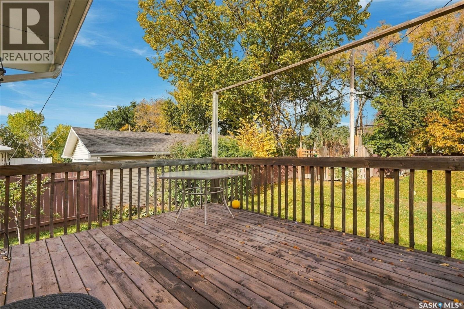 546 Elm Crescent, Caronport, Saskatchewan  S0H 0S0 - Photo 49 - SK051038