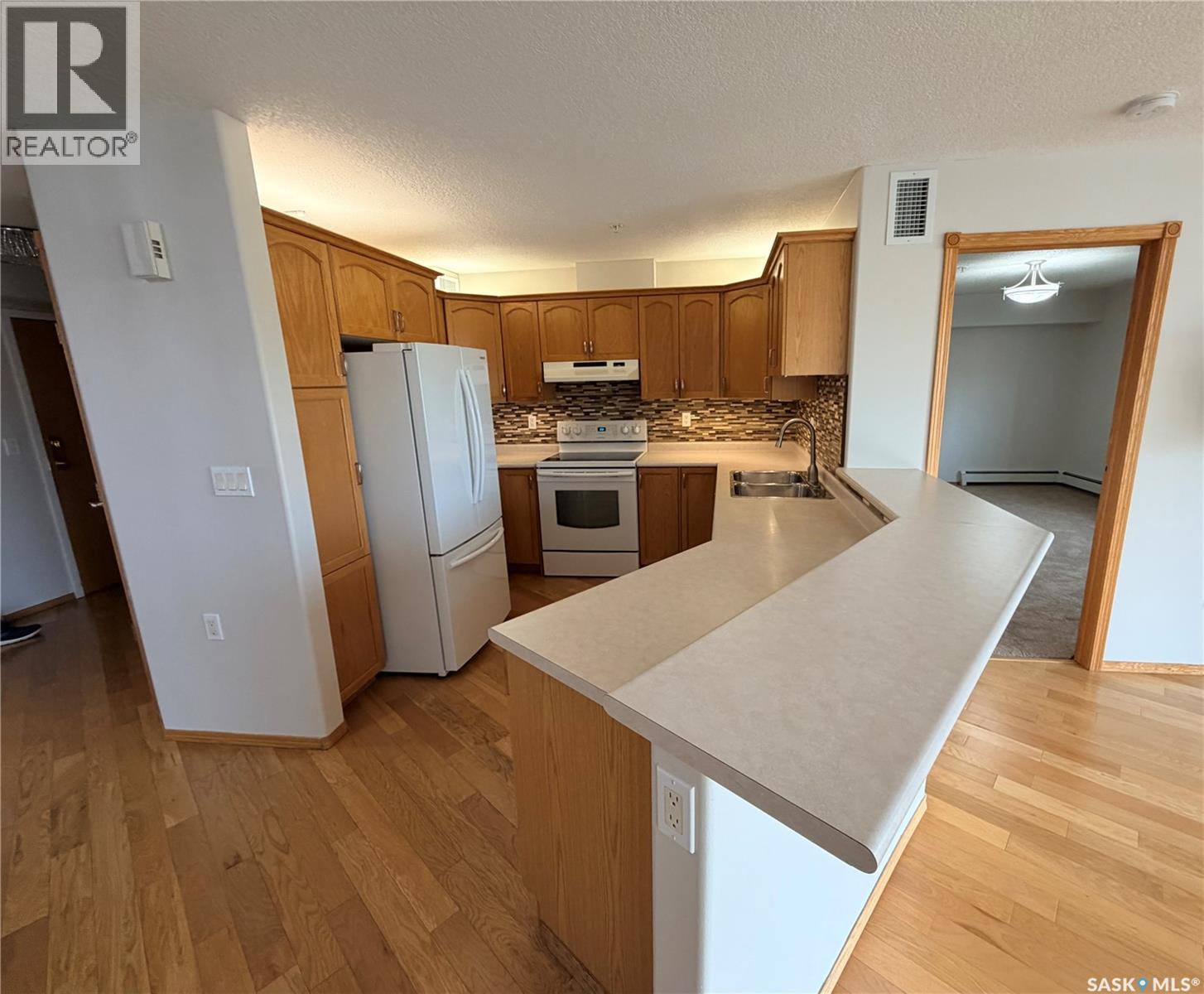 127 325 Keevil Crescent, Saskatoon, Saskatchewan  S7J 5G3 - Photo 9 - SK050941