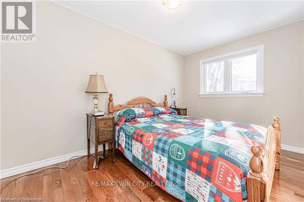 15 Greenbrook Drive, Kitchener, Ontario  N2M 4J5 - Photo 10 - X14081664