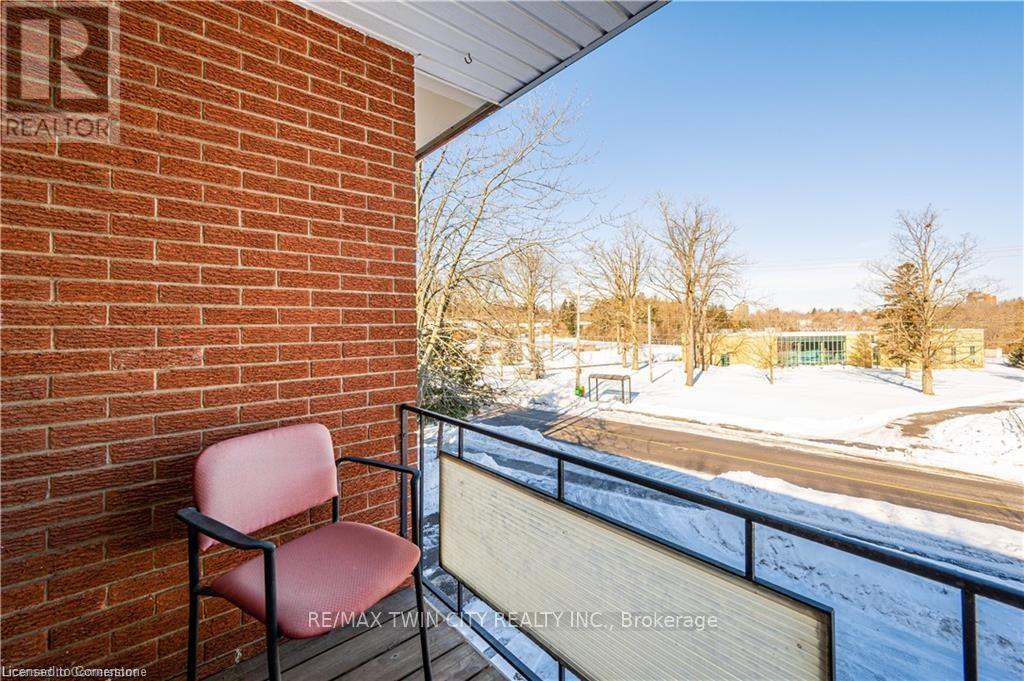 15 Greenbrook Drive, Kitchener, Ontario  N2M 4J5 - Photo 12 - X14081664