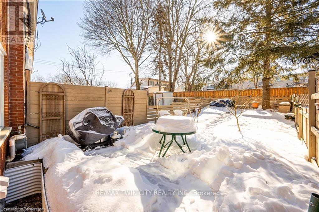15 Greenbrook Drive, Kitchener, Ontario  N2M 4J5 - Photo 15 - X14081664