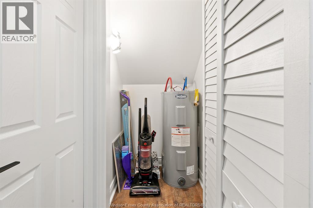 2328 Forest, Windsor, Ontario  N8W 2G8 - Photo 37 - 26024446