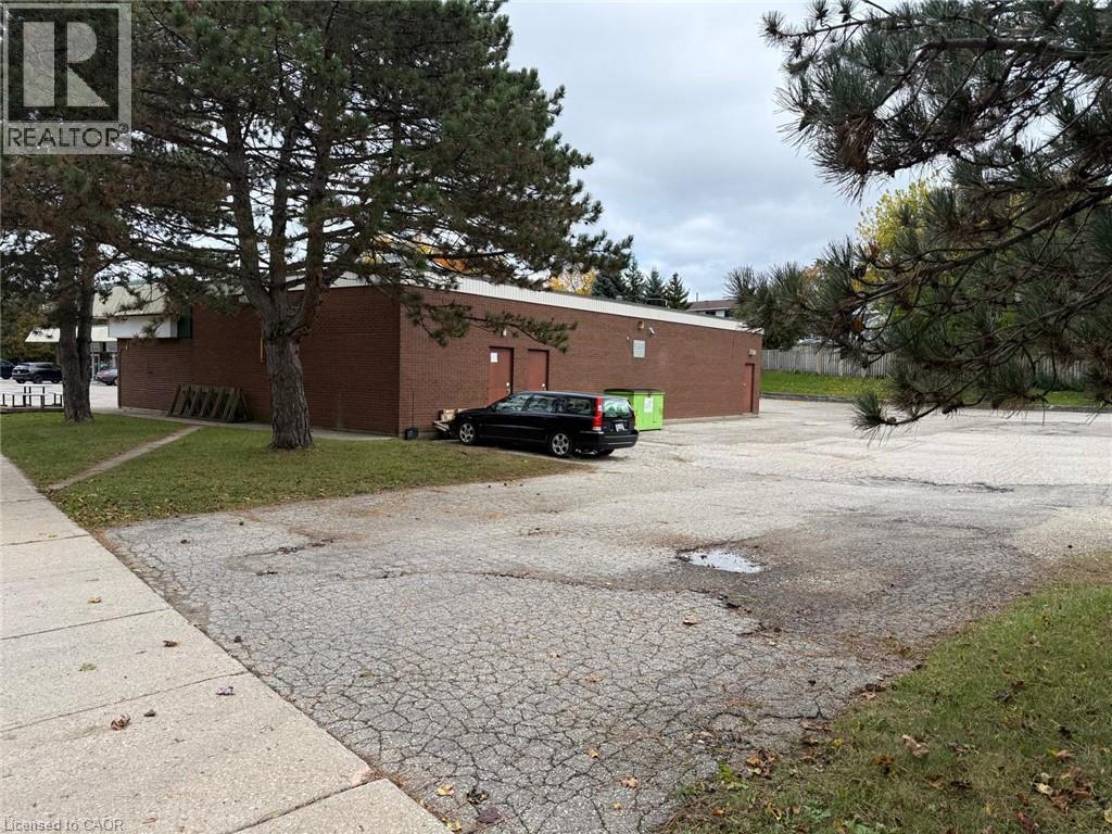 255 Toll Gate Boulevard, Waterloo, Ontario  N2L 4M3 - Photo 2 - 40871034