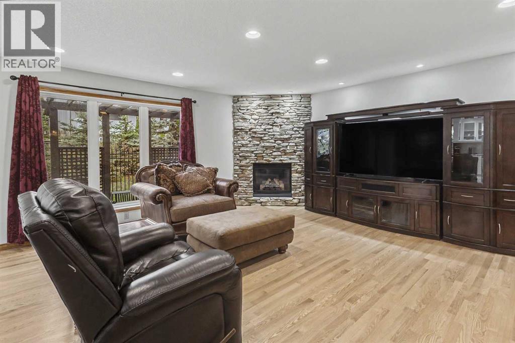 28 Edenstone Way NW, Calgary, Alberta  T3A 3Z4 - Photo 15 - A2350204