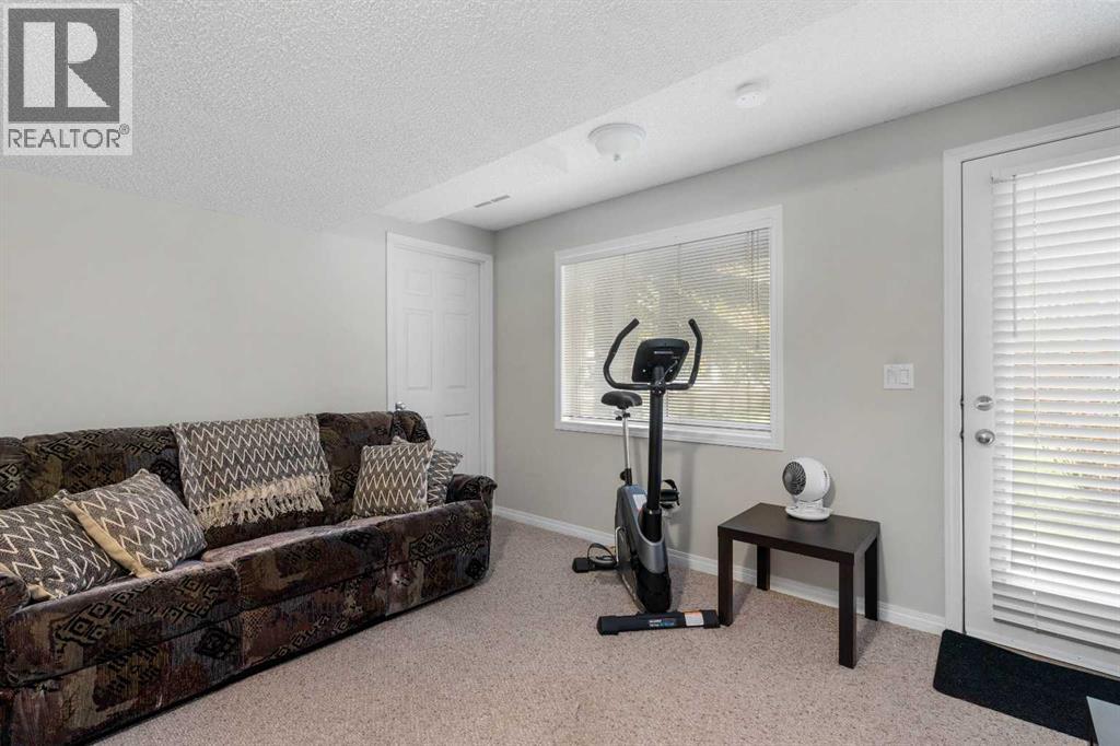 231 Copperfield Lane Se, Calgary, Alberta  T2Z 4T3 - Photo 11 - A2352512