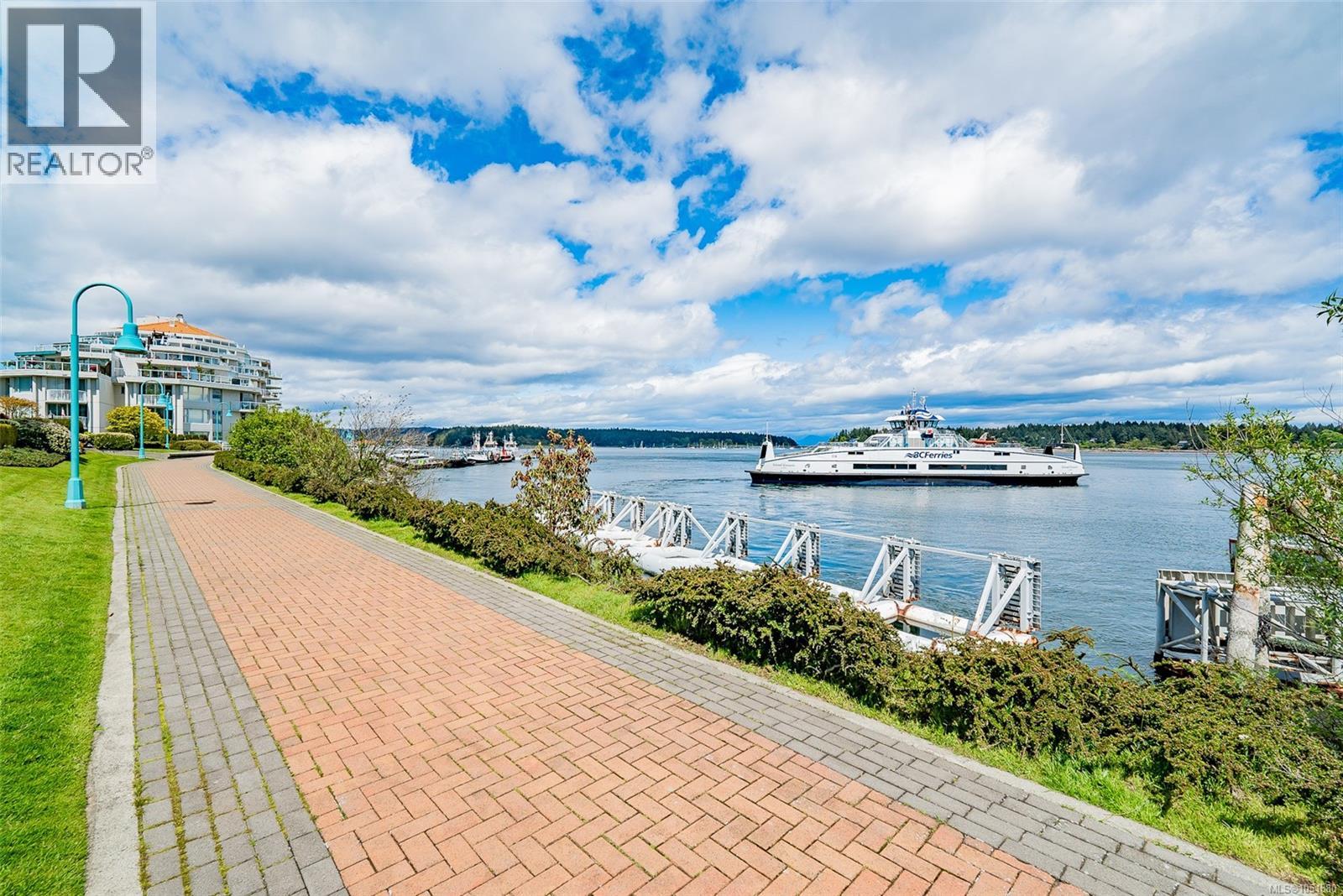311 158 Promenade Dr, Nanaimo, British Columbia  V9R 6M7 - Photo 44 - 1051880